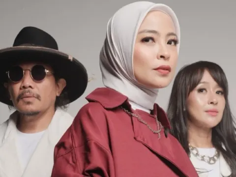 Band kotak teror gas