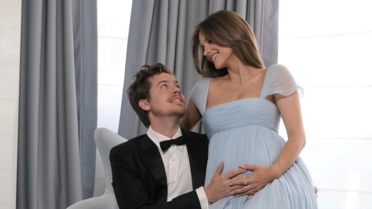 Barbara Palvin Punya Ngidam Unik Saat Hamil yaitu Kartu Pokemon