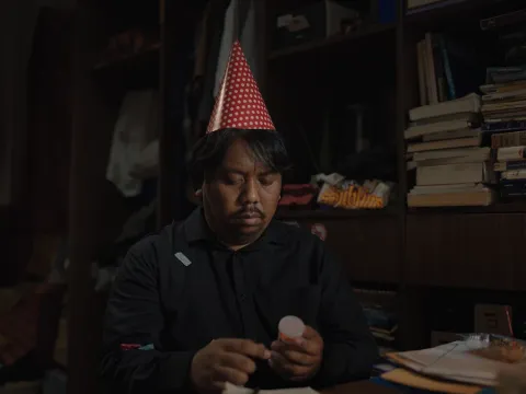 Benidictus Siregar dalam teaser Seporsi Mie Ayam Sebelum Mati
