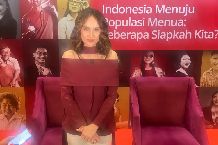 Cinta Laura Kiehl