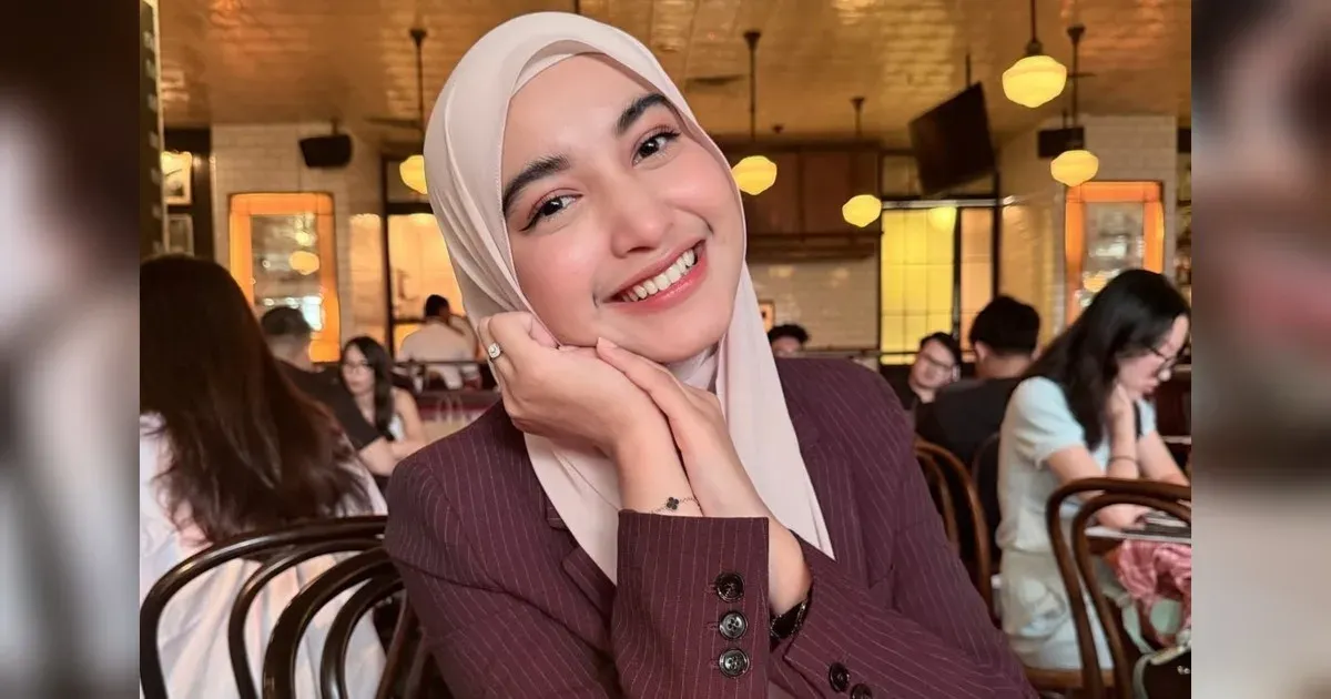 Cut intan nabila