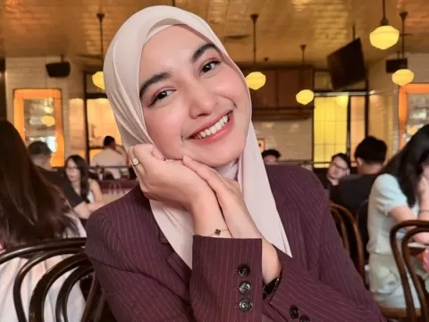 Cut intan nabila