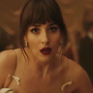 Dakota johnson taylor swift patient zero
