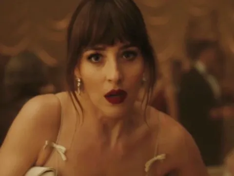 Dakota johnson taylor swift patient zero