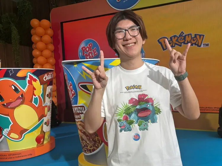 Dwi Hartanto Wongso atau Hyper Potatoes sang penggemar Pokemon
