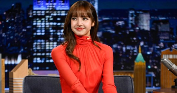 Jika tidak jadi idol, Lisa BLACKPINK  puya plan b jadi performer di Disneyland