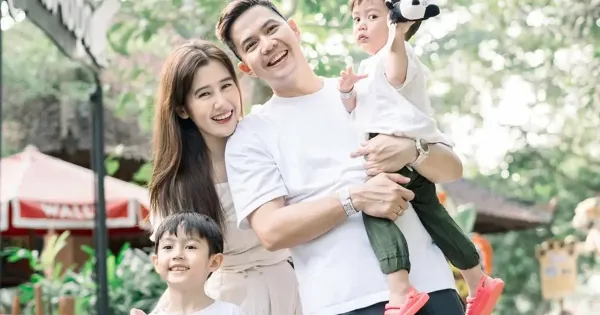 Keluarga Ardina Rasti dan Arie Dwi Andhika