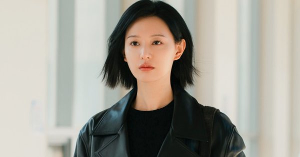 Kim Ji Won Perankan Gye Soo Jung di Drama Doctor X