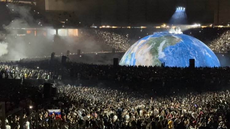 Konser Kanye West di Jakarta 2026 Globe Stage 360 derajat. Foto: Dok. Net