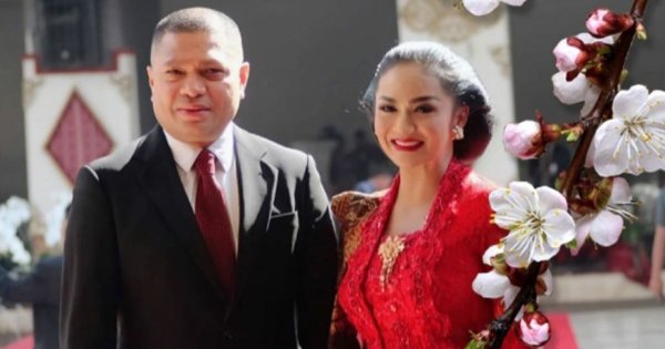 Kris Dayanti tanggapi isu rumah tangga dengan Raul Lemos
