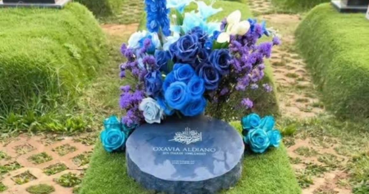 Lampu Sorot Panel di Makam Vidi Aldiano Hilang Dicuri