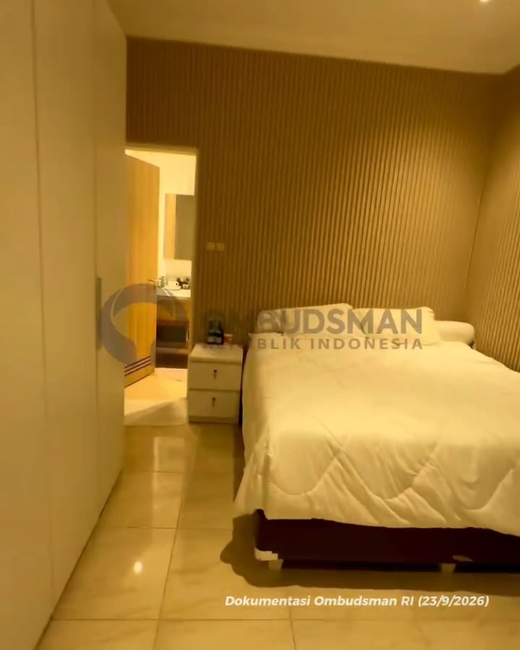 Kamar tidur dengan kamar mandi di dalamnya. Foto: Dok. Ombudsman RI 