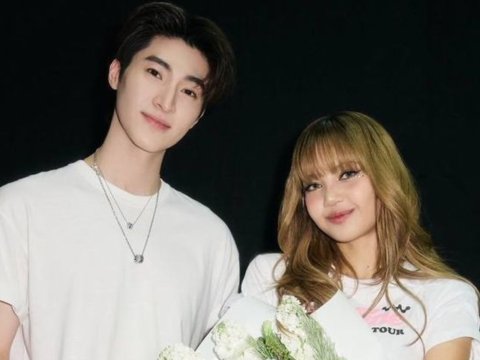 Lisa dan Blue Pongtiwat