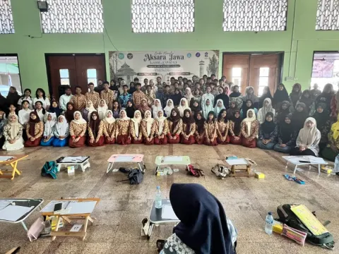 Lomba Menulis Aksara Jawa 2026 Lomba Menulis Aksara Jawa 2026