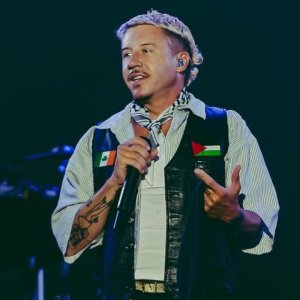 Macklemore Didepak dari Tur Ed Sheeran