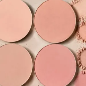 Makeup anti blush