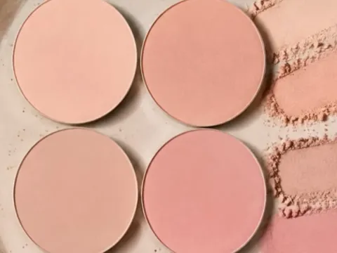 Makeup anti blush