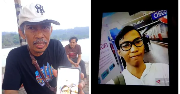 Mansyur Suryana menunjukkan foto anaknya M Bagus Khoirunnas