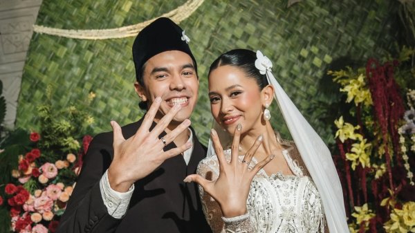 Mario Caesar dan Givina Lukita Menikah