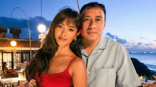 Marion Jola dan Dennis Talakua