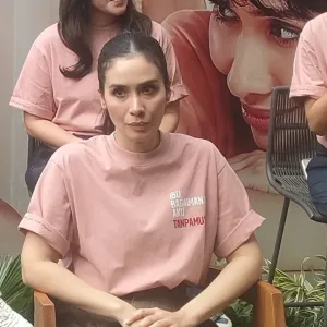 Marsha Timothy dalam konferensi pers film Ibu Bagaimana Aku Tanpamu