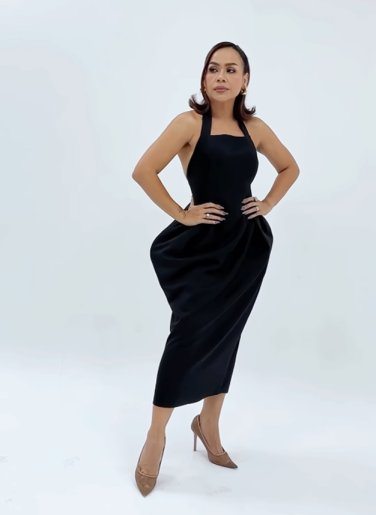 Dress Melaney Ricardo yang disebut menyindir Amanda Manopo. Foto: Dok. Instagram @melaney_ricardo