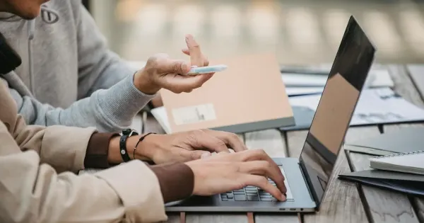 Memaksimalkan teknologi dan AI