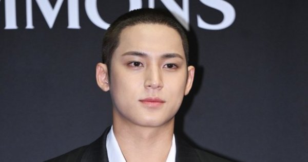 Mingyu Seventeen Botak Jelang Wajib Militer, Jungkook BTS Ledekin Berkali-kali di Instagram