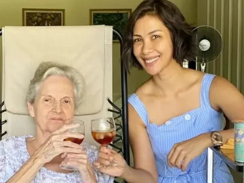 Nadia mulya anne marie frambach nenek