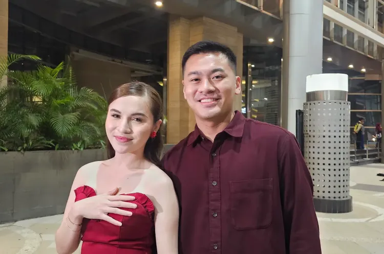 Pasangan Elina Joerg dan Arvin Laurentino