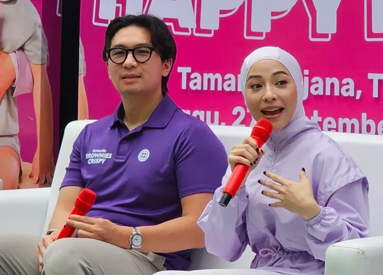 Pasangan Indra Priawan dan Nikita Willy