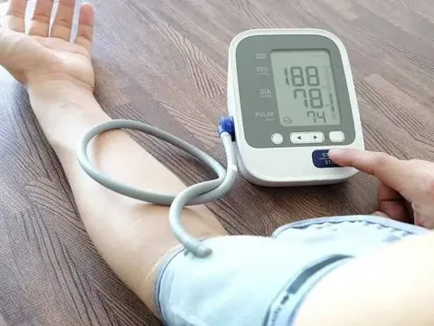 Pemeriksaan rutin tekanan darah jadi satu cara mencegah hipertensi