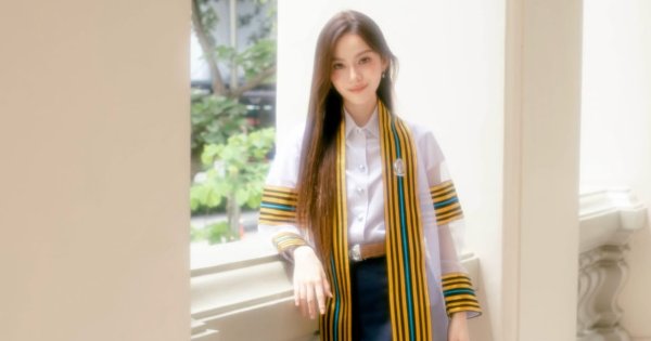 Prim Chanikarn lulus Chulalongkorn University