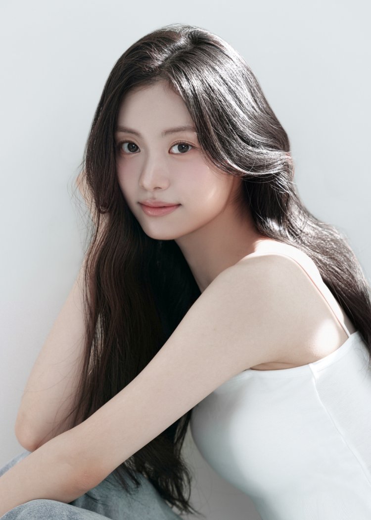 Profil Baru Kim Garam Eks LE SSERAFIM. Foto: Management KOO