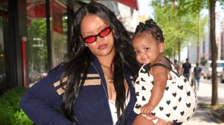 Rihanna dan Rocki