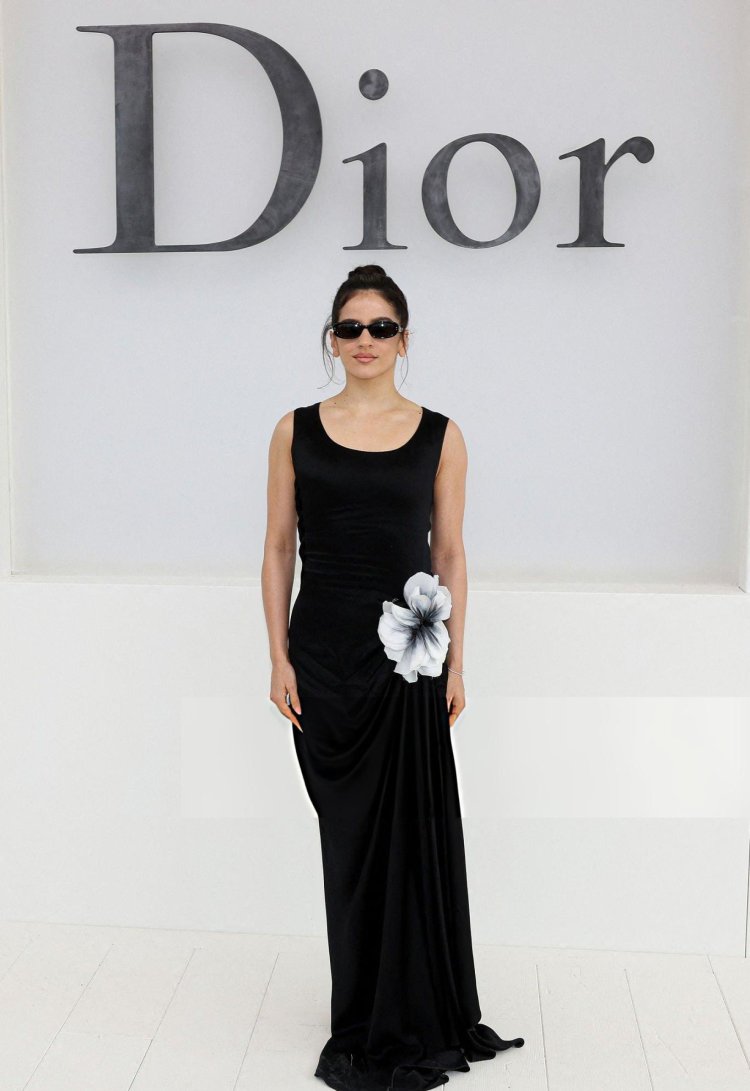 Rosalia Dior PFW 2026 Rosalia. Foto: Dok. X @lookrosalia