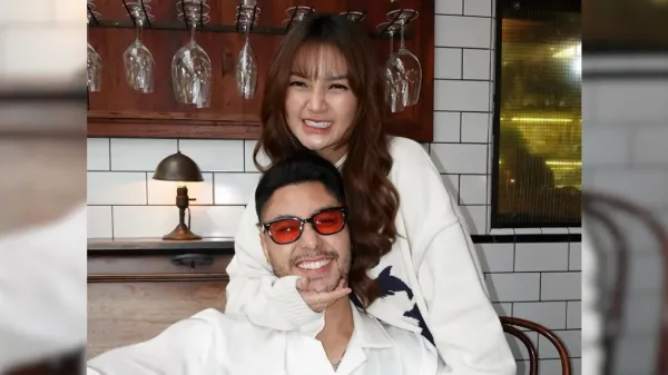 Siti Badriah dan Krisjiana Baharudin