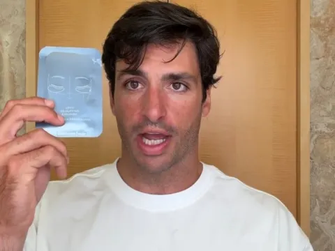 Skincare routine pria carlos sainz