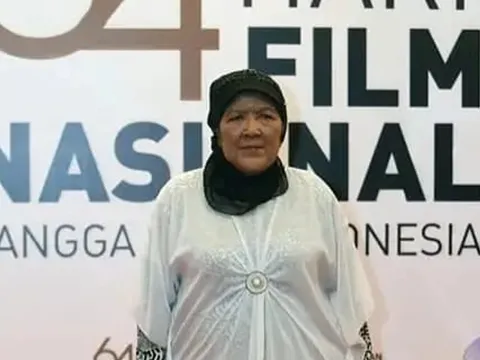 Sutradara dan penulis skenario Ida Farida