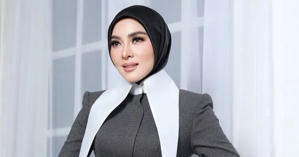 Syahrini (2)