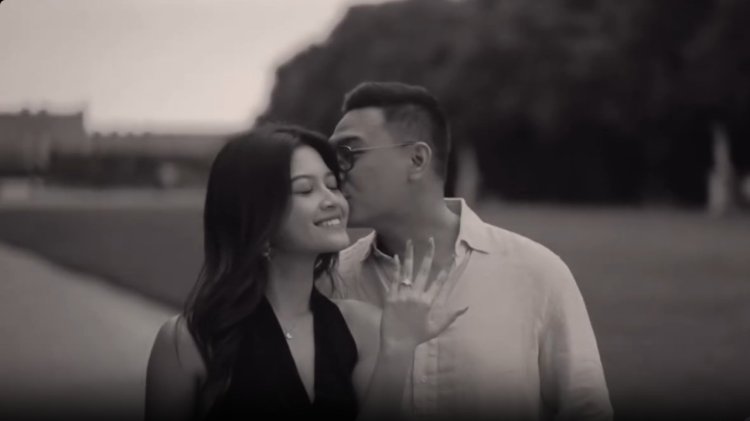 Yoriko Angeline Dilamar Pembalab Aldio Oekon di Paris