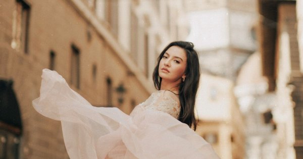 Raline Shah mengungkap alasan mundur dari Staf Khusus Menteri Komdigi.(Foto: IG Raline Shah)