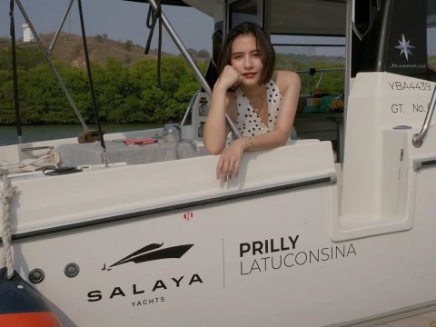 Prilly Latuconsina merayakan ulang tahun di Pulau Rinca bersama Omara Esteghlal.(IG Prilly L.)