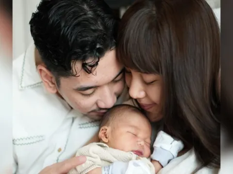 Adinda thomas raka akmal
