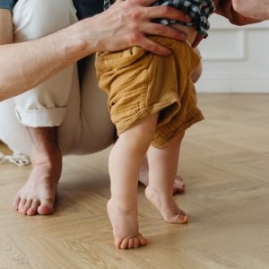 Anak Berjalan Jinjit
