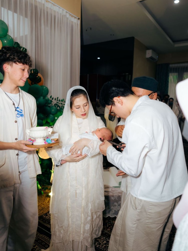 Aqiqah Anak Adhisty Zara Aqiqah Benjiro alias Ben. Foto: Dok. Instagram @zaraadhsty