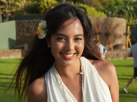 Aurelie Moeremans