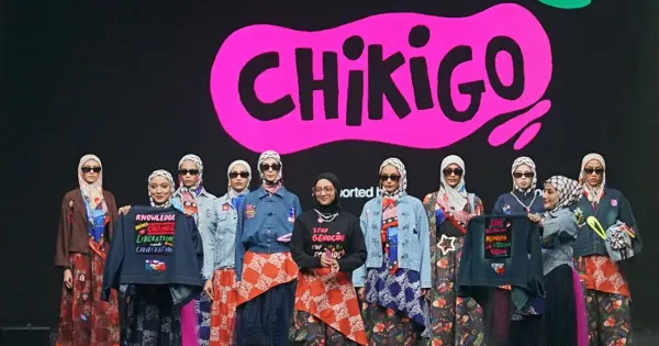 Chiki Fawzi dengan koleks Stay Eling di Jakarta Muslim Fashion Week 2026 Chiki Fawzi dengan koleks Stay Eling di Jakarta Muslim Fashion Week 2026