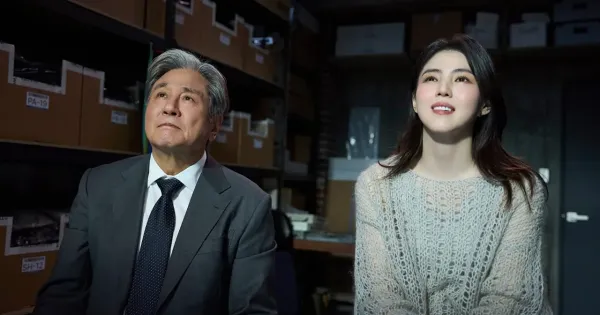 Choi Min sik dan Han So hee dalam The Intern_Dok Warner Bros
