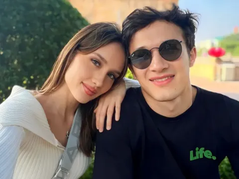 Cinta Laura dan Arya Vasco (2)